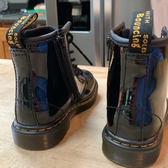 Dr. Martens 1460 toddler Combat Boot - Picture 3 of 6